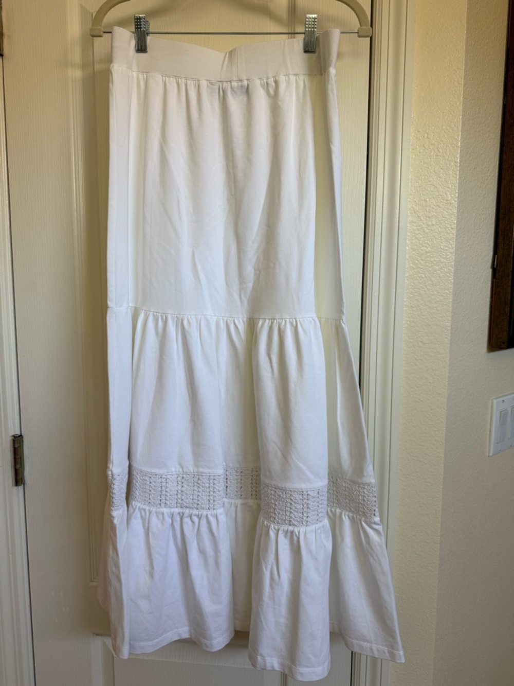 NWOT-Liz Claiborne White Tiered Maxi Skirt with Crochet Panels